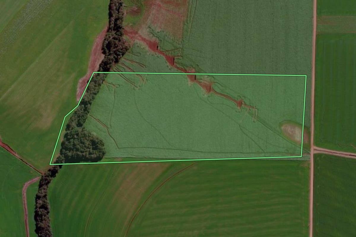 Imagem de satélite do imóvel rural em Boa Vista do Incra (RS), com o contorno declarado no CAR desenhado por cima.