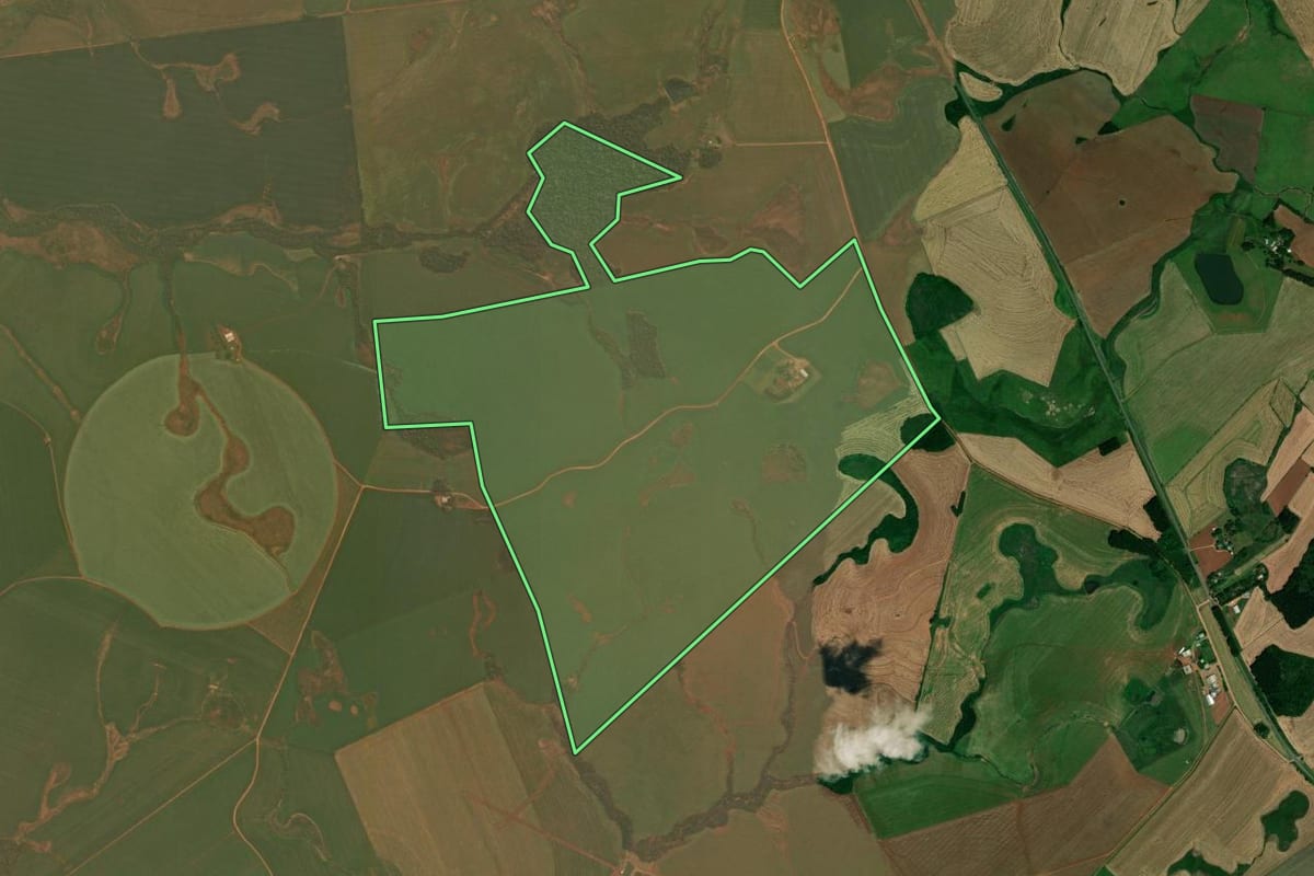 Imagem de satélite do imóvel rural em Boa Vista do Incra (RS), com o contorno declarado no CAR desenhado por cima.