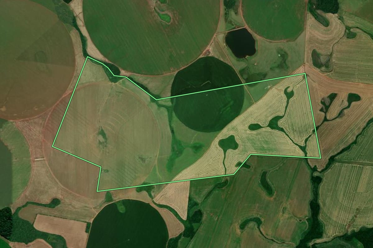 Imagem de satélite do imóvel rural em Boa Vista do Incra (RS), com o contorno declarado no CAR desenhado por cima.