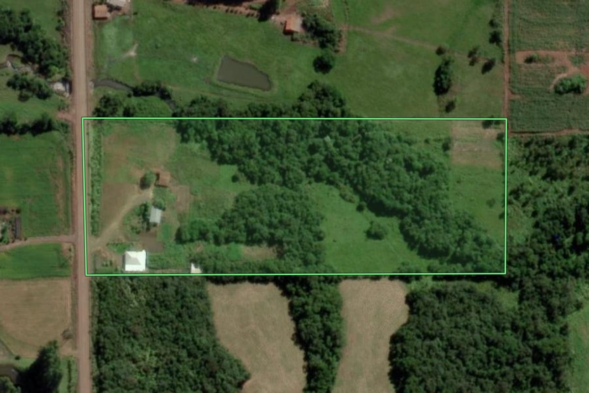 Imagem de satélite do imóvel rural em Campina das Missões (RS), com o contorno declarado no CAR desenhado por cima.