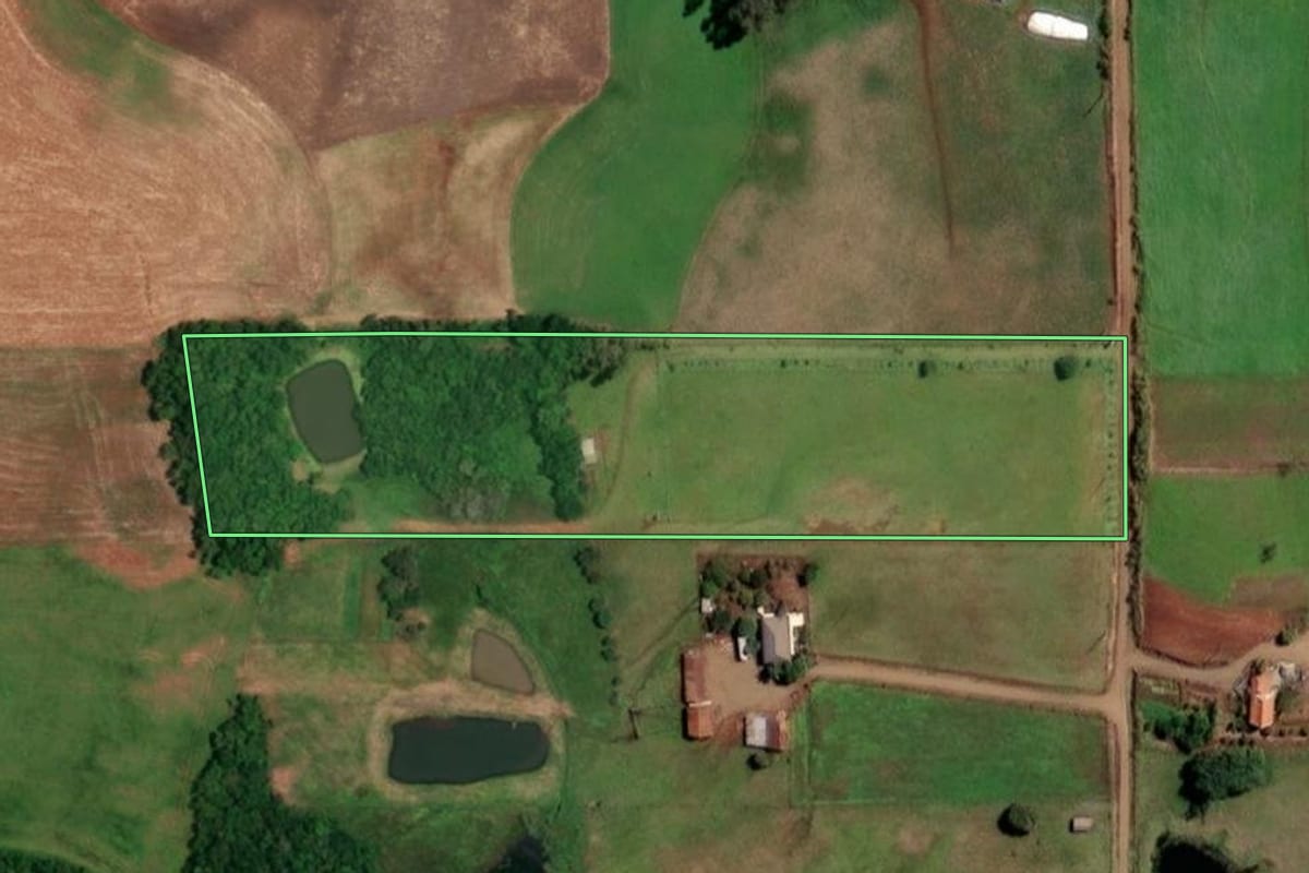 Imagem de satélite do imóvel rural em Campina das Missões (RS), com o contorno declarado no CAR desenhado por cima.