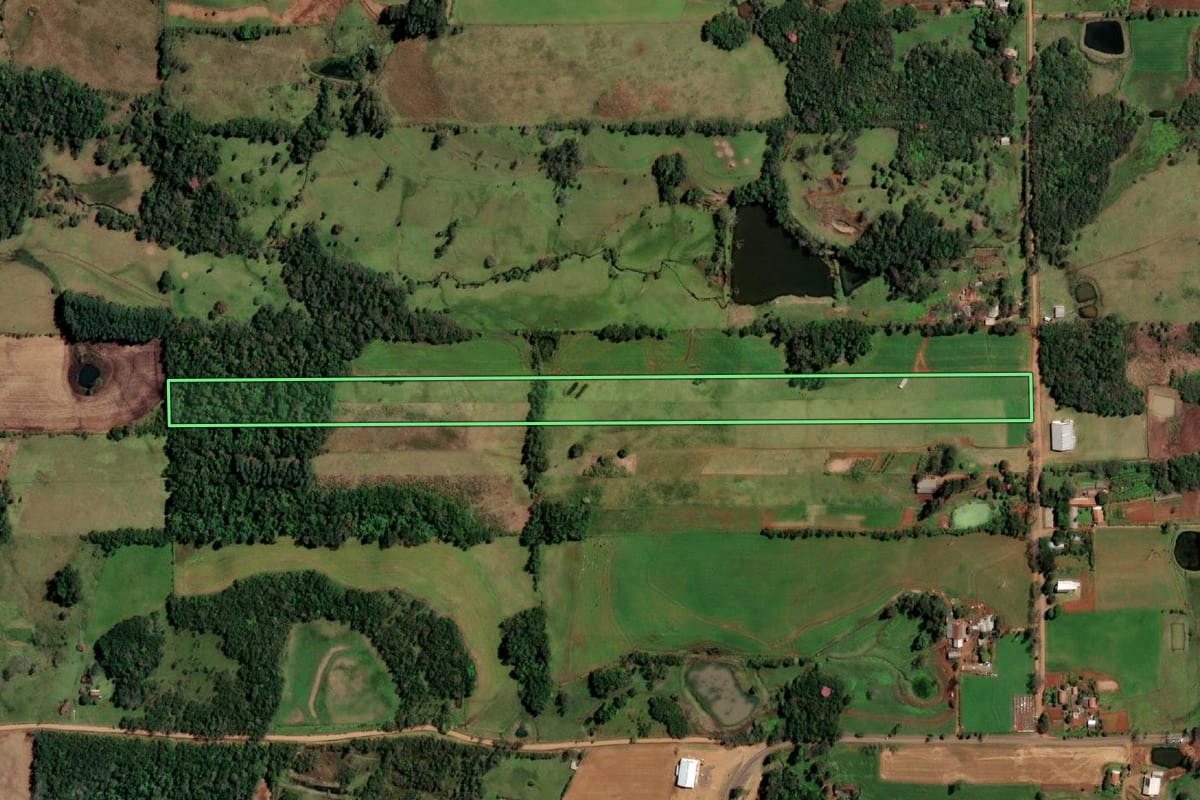 Imagem de satélite do imóvel rural em Campina das Missões (RS), com o contorno declarado no CAR desenhado por cima.