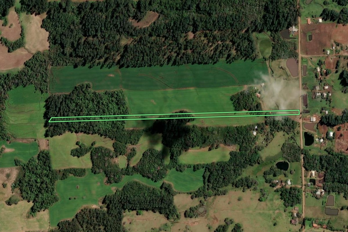 Imagem de satélite do imóvel rural em Campina das Missões (RS), com o contorno declarado no CAR desenhado por cima.