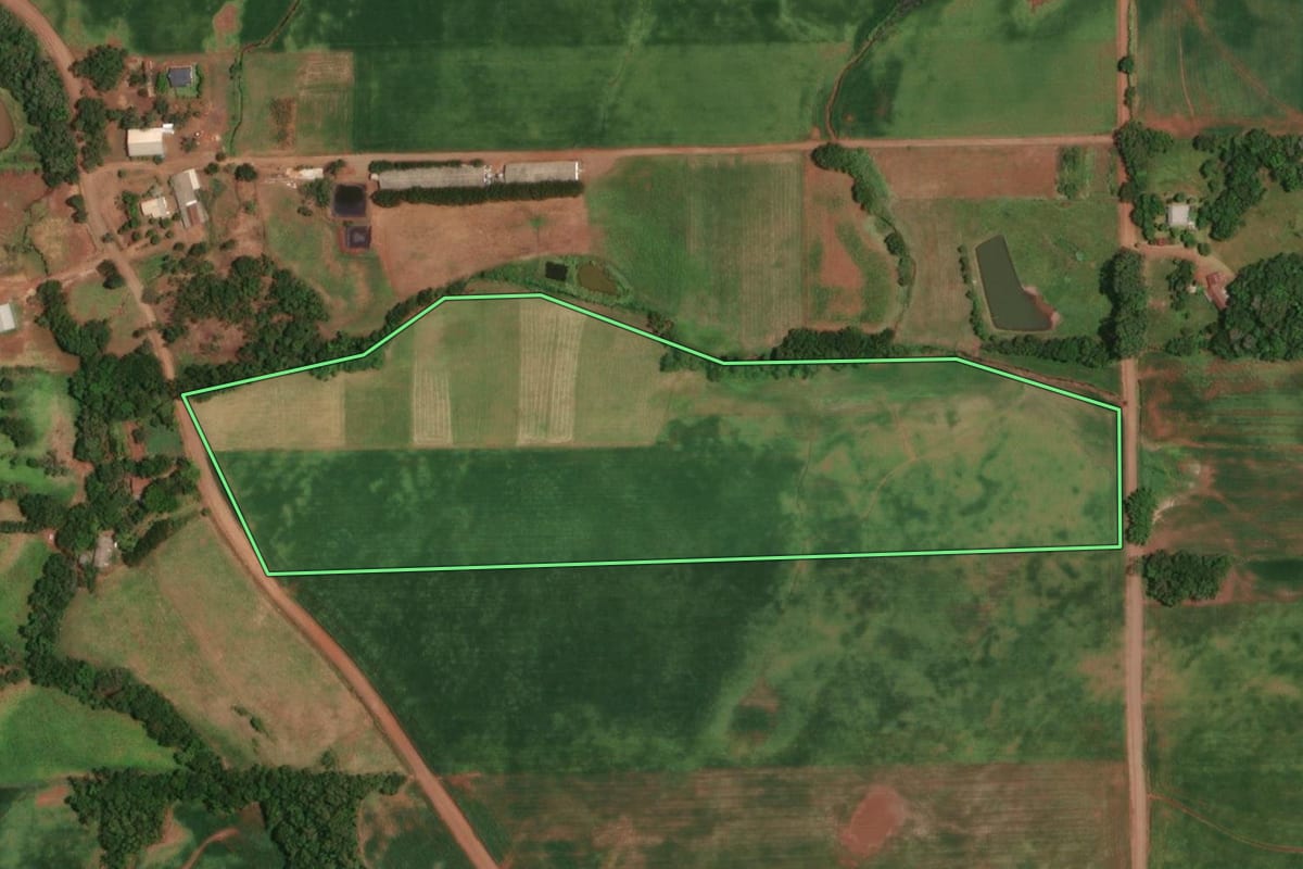 Imagem de satélite do imóvel rural em Campina das Missões (RS), com o contorno declarado no CAR desenhado por cima.