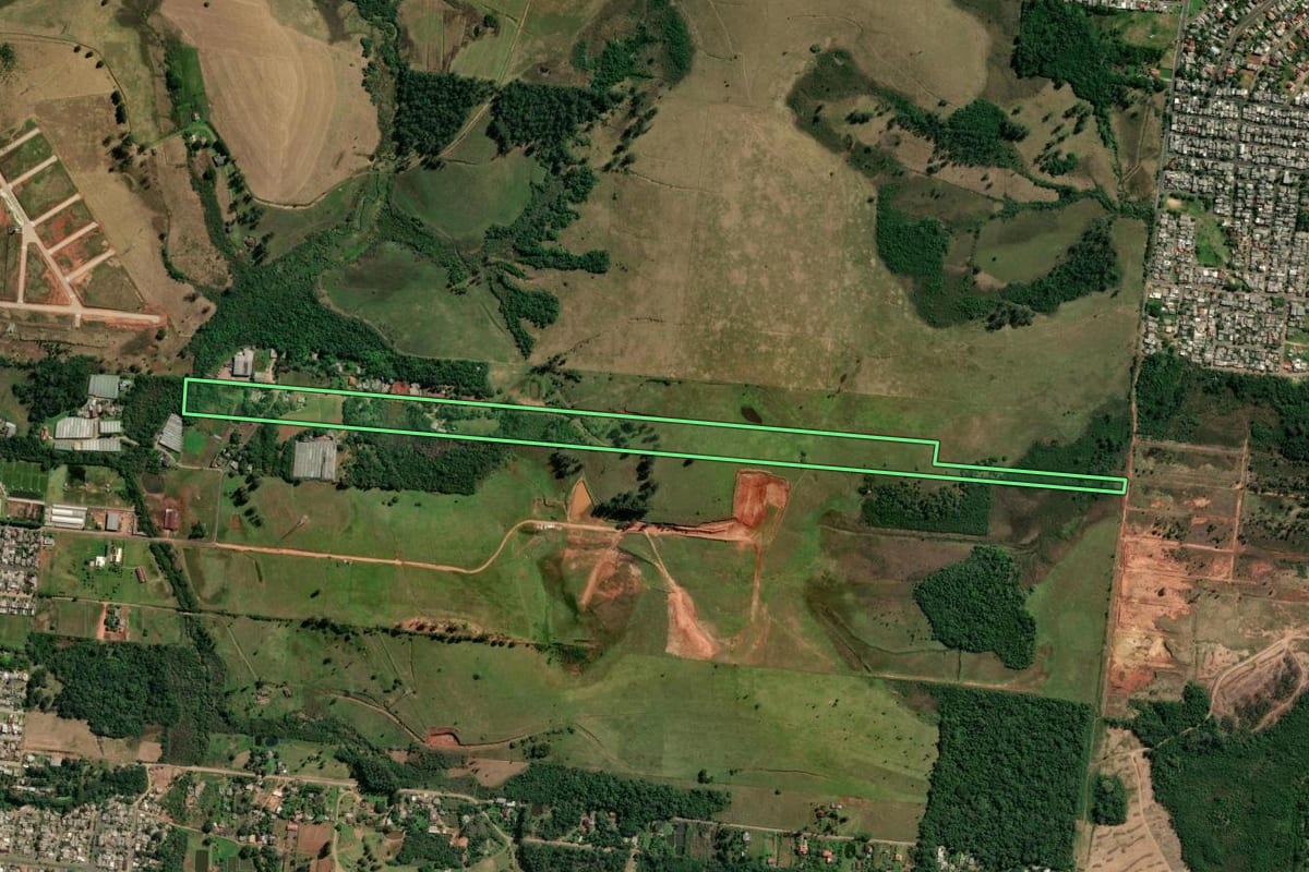 Imagem de satélite do imóvel rural em Campo Bom (RS), com o contorno declarado no CAR desenhado por cima.