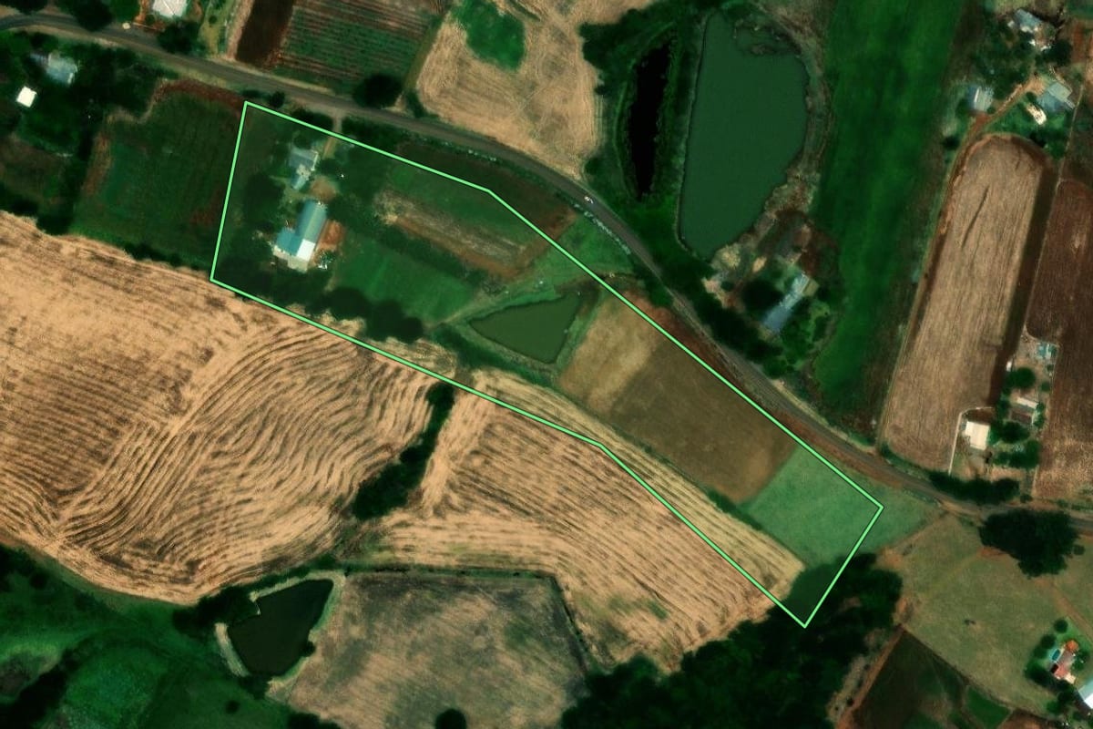 Imagem de satélite do imóvel rural em Campos Borges (RS), com o contorno declarado no CAR desenhado por cima.