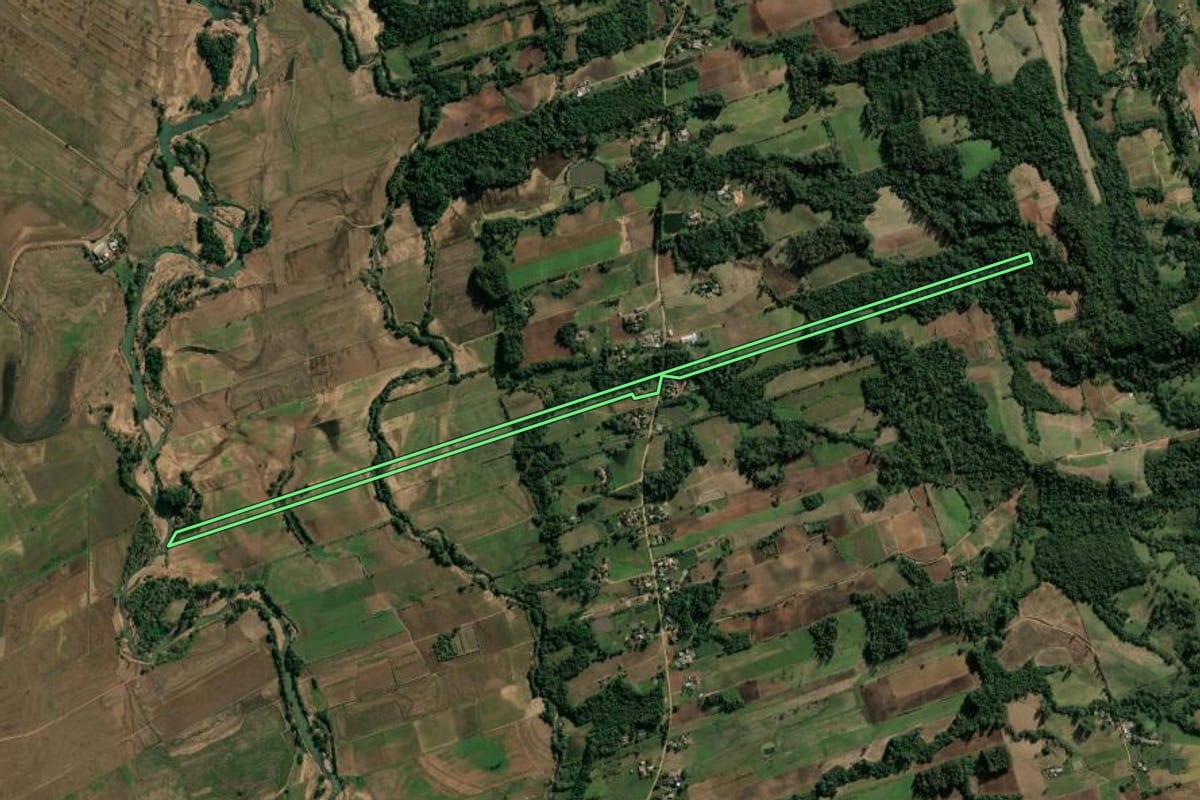 Imagem de satélite do imóvel rural em Candelária (RS), com o contorno declarado no CAR desenhado por cima.