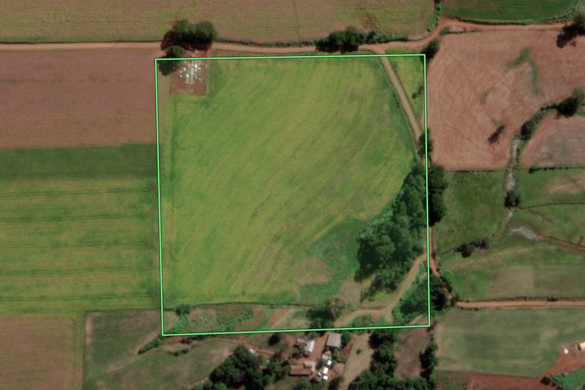 Imagem de satélite do imóvel rural em Cândido Godói (RS), com o contorno declarado no CAR desenhado por cima.