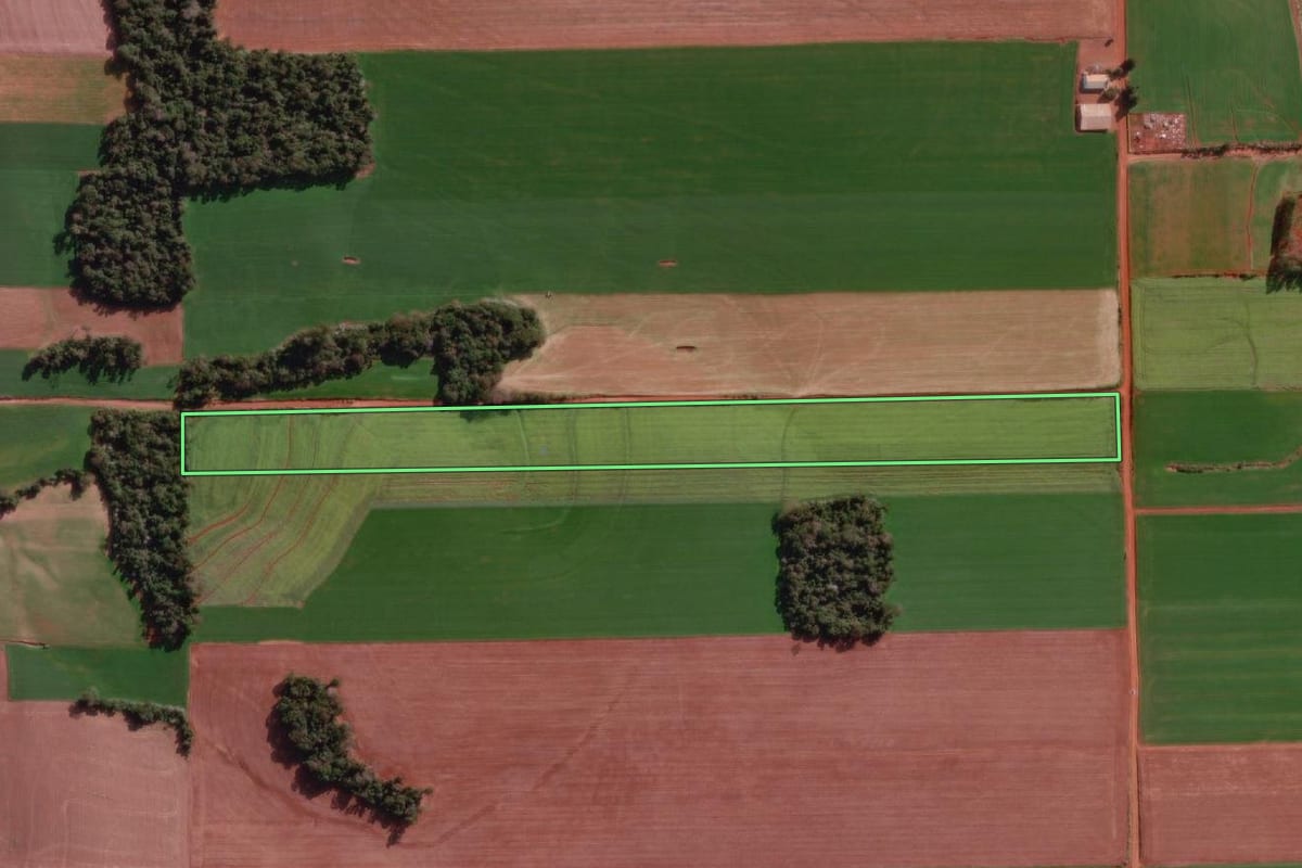 Imagem de satélite do imóvel rural em Cândido Godói (RS), com o contorno declarado no CAR desenhado por cima.