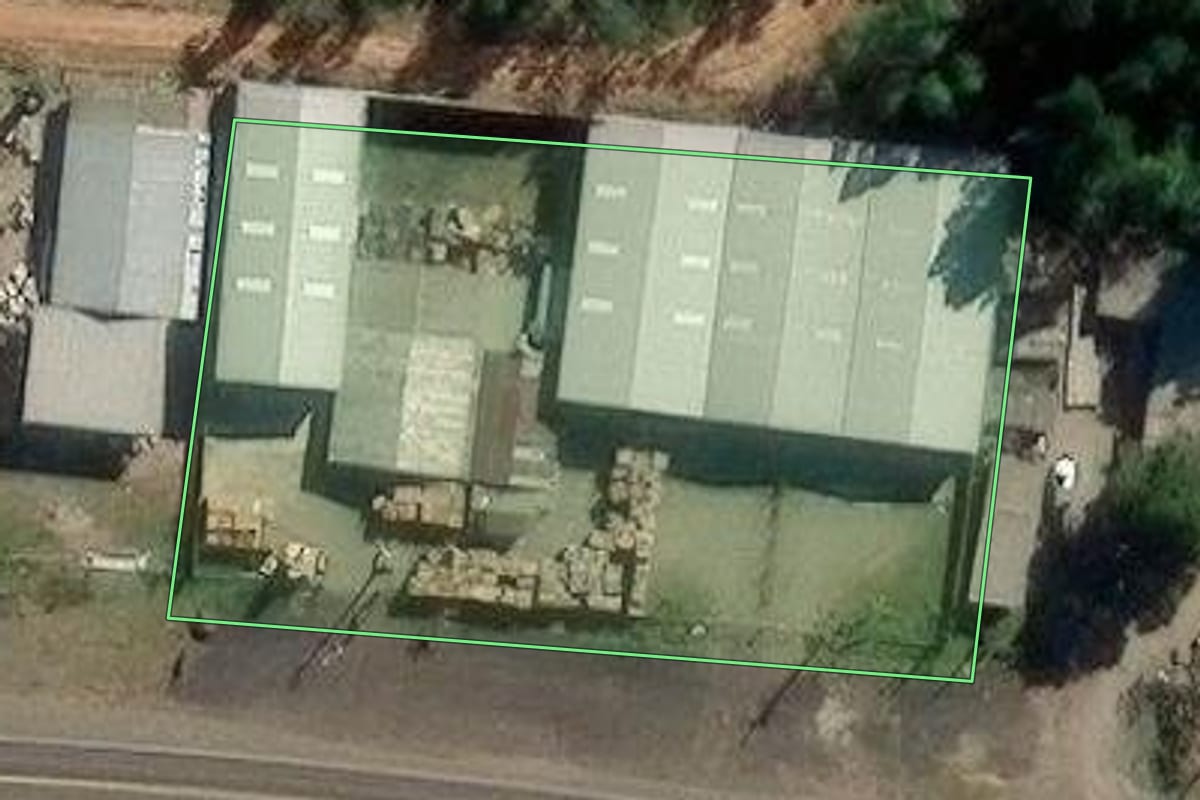Imagem de satélite do imóvel rural em Capela de Santana (RS), com o contorno declarado no CAR desenhado por cima.