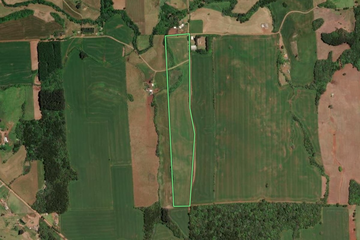 Imagem de satélite do imóvel rural em Casca (RS), com o contorno declarado no CAR desenhado por cima.