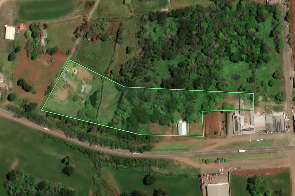 Imagem de satélite do imóvel rural em Casca (RS), com o contorno declarado no CAR desenhado por cima.