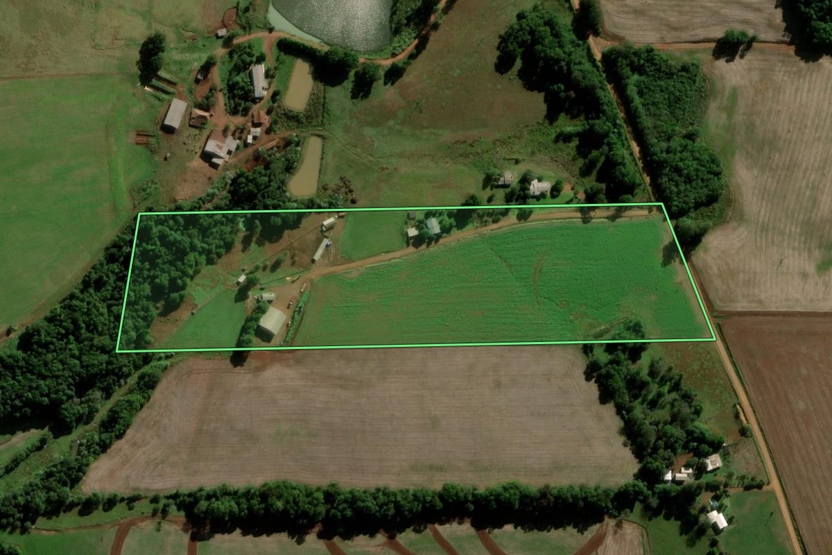 Imagem de satélite do imóvel rural em Catuípe (RS), com o contorno declarado no CAR desenhado por cima.