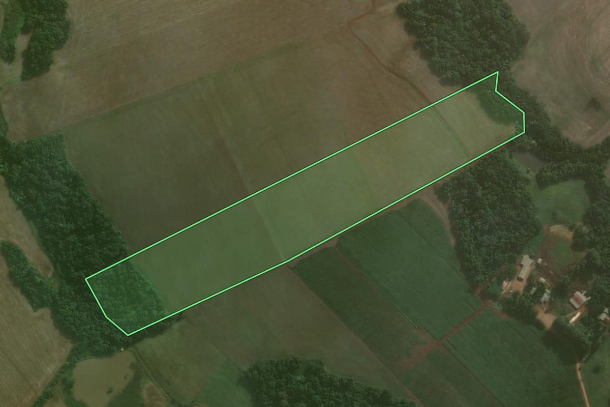 Imagem de satélite do imóvel rural em Catuípe (RS), com o contorno declarado no CAR desenhado por cima.