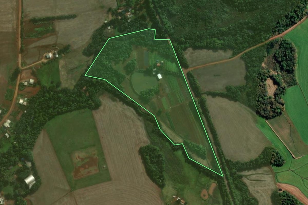 Imagem de satélite do imóvel rural em Catuípe (RS), com o contorno declarado no CAR desenhado por cima.