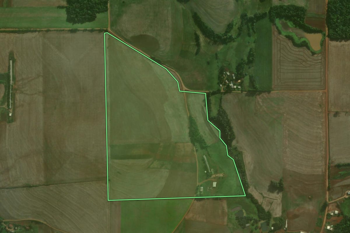Imagem de satélite do imóvel rural em Catuípe (RS), com o contorno declarado no CAR desenhado por cima.