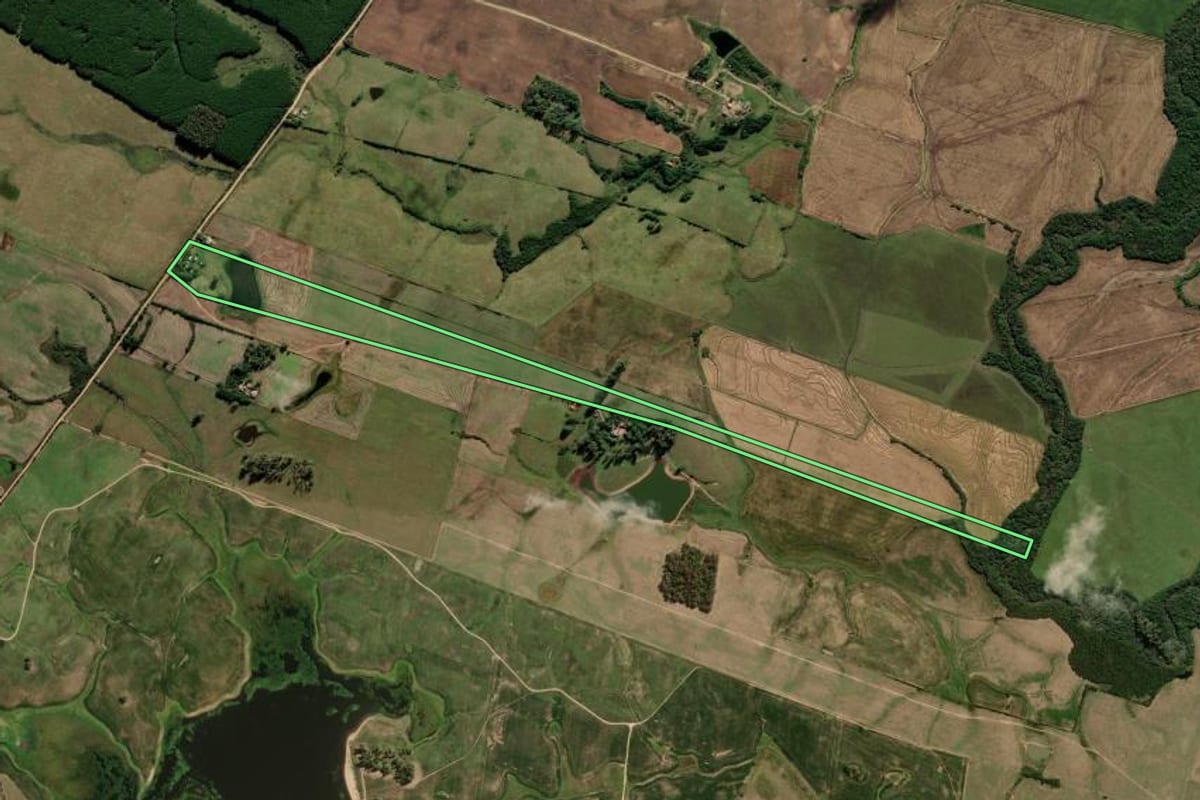 Imagem de satélite do imóvel rural em Cerrito (RS), com o contorno declarado no CAR desenhado por cima.