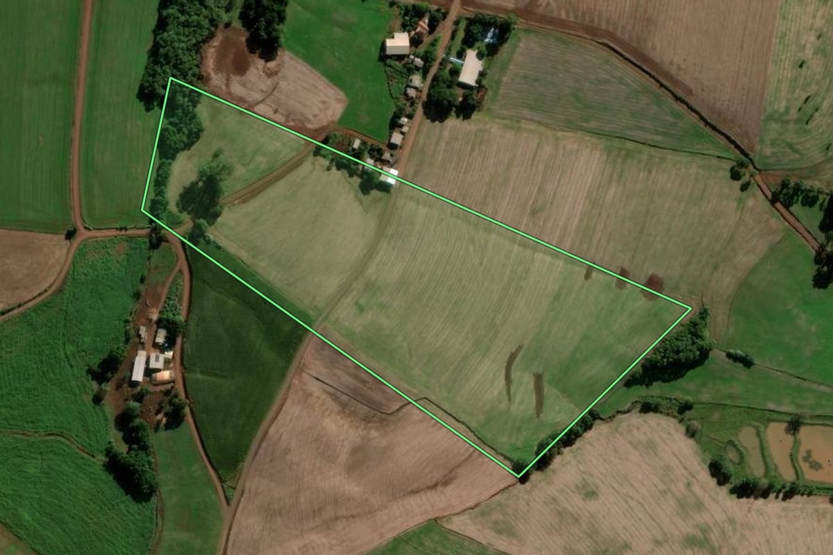 Imagem de satélite do imóvel rural em Chapada (RS), com o contorno declarado no CAR desenhado por cima.