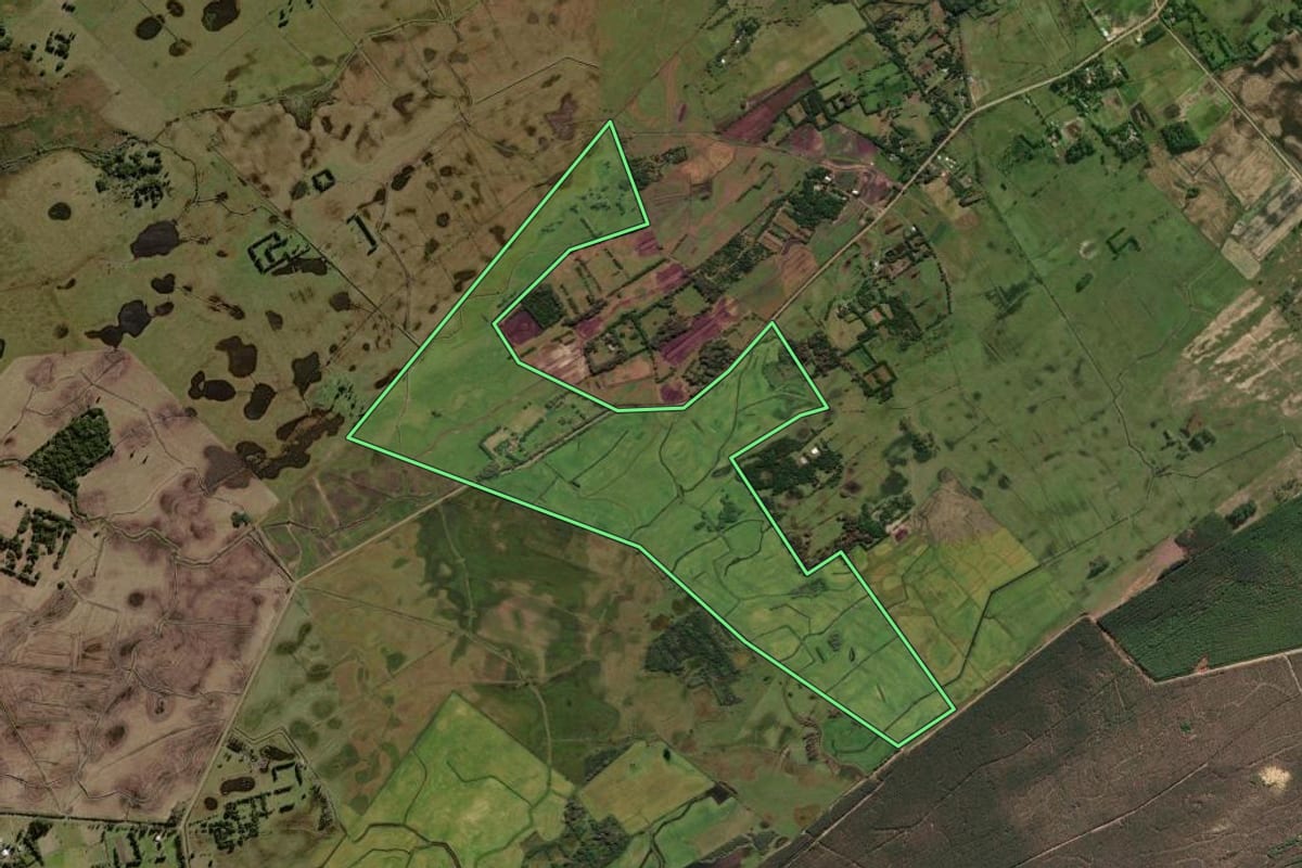 Imagem de satélite do imóvel rural em Cidreira (RS), com o contorno declarado no CAR desenhado por cima.