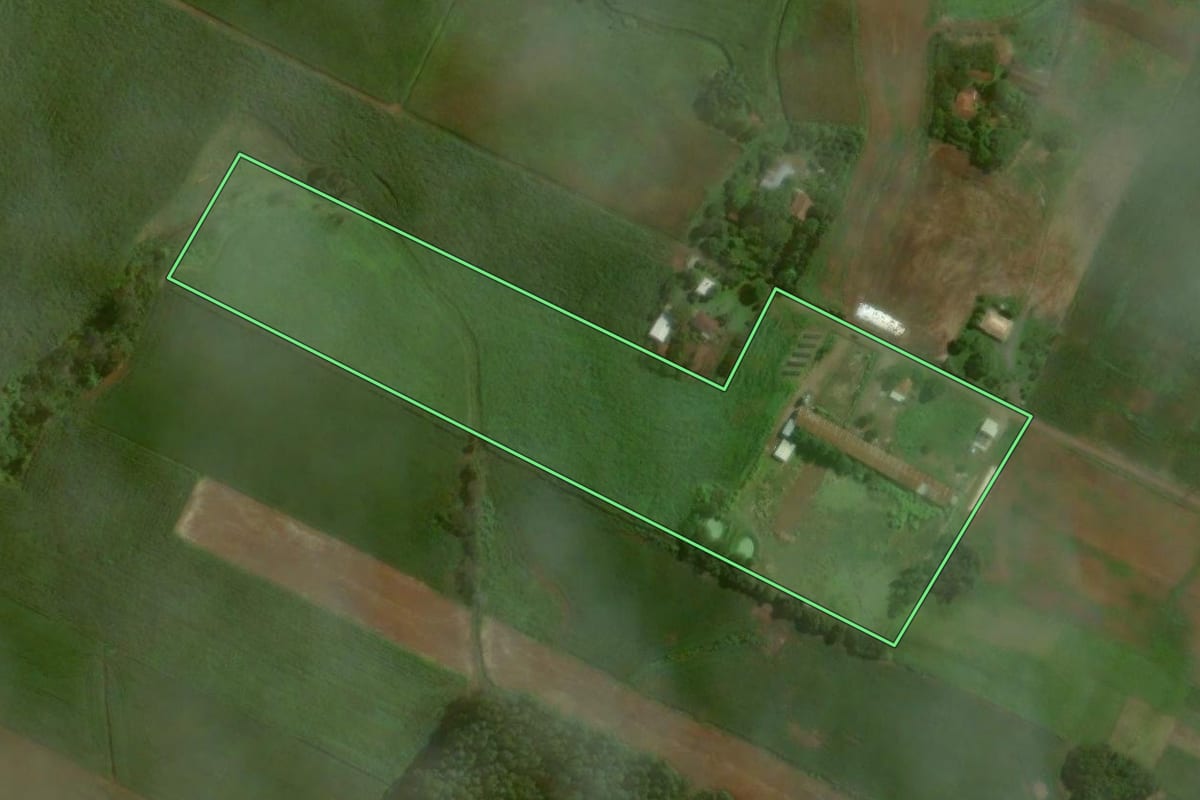 Imagem de satélite do imóvel rural em Colinas (RS), com o contorno declarado no CAR desenhado por cima.