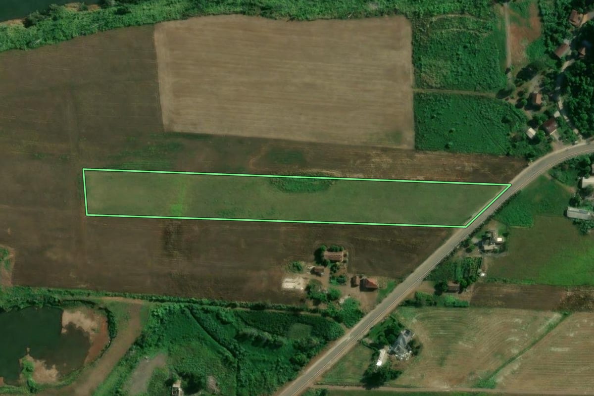 Imagem de satélite do imóvel rural em Colinas (RS), com o contorno declarado no CAR desenhado por cima.