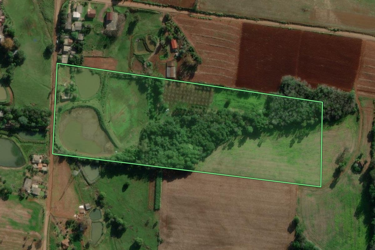 Imagem de satélite do imóvel rural em Cruzeiro do Sul (RS), com o contorno declarado no CAR desenhado por cima.