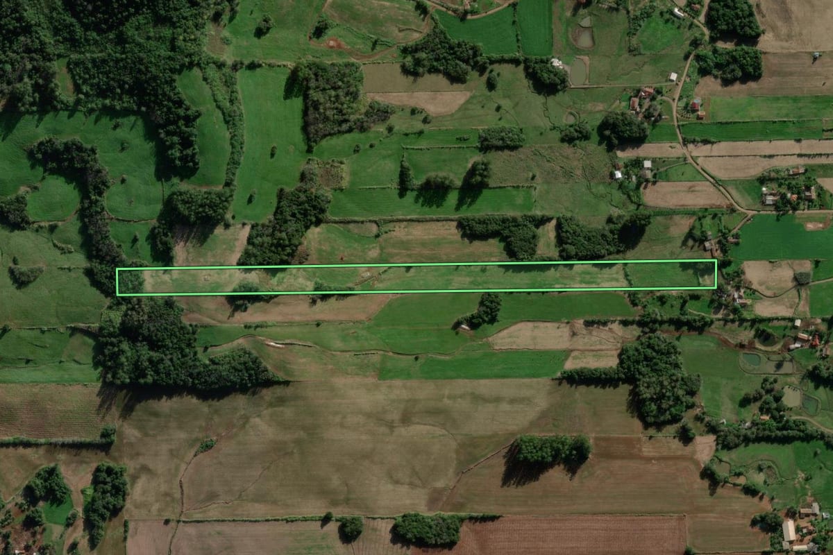 Imagem de satélite do imóvel rural em Cruzeiro do Sul (RS), com o contorno declarado no CAR desenhado por cima.