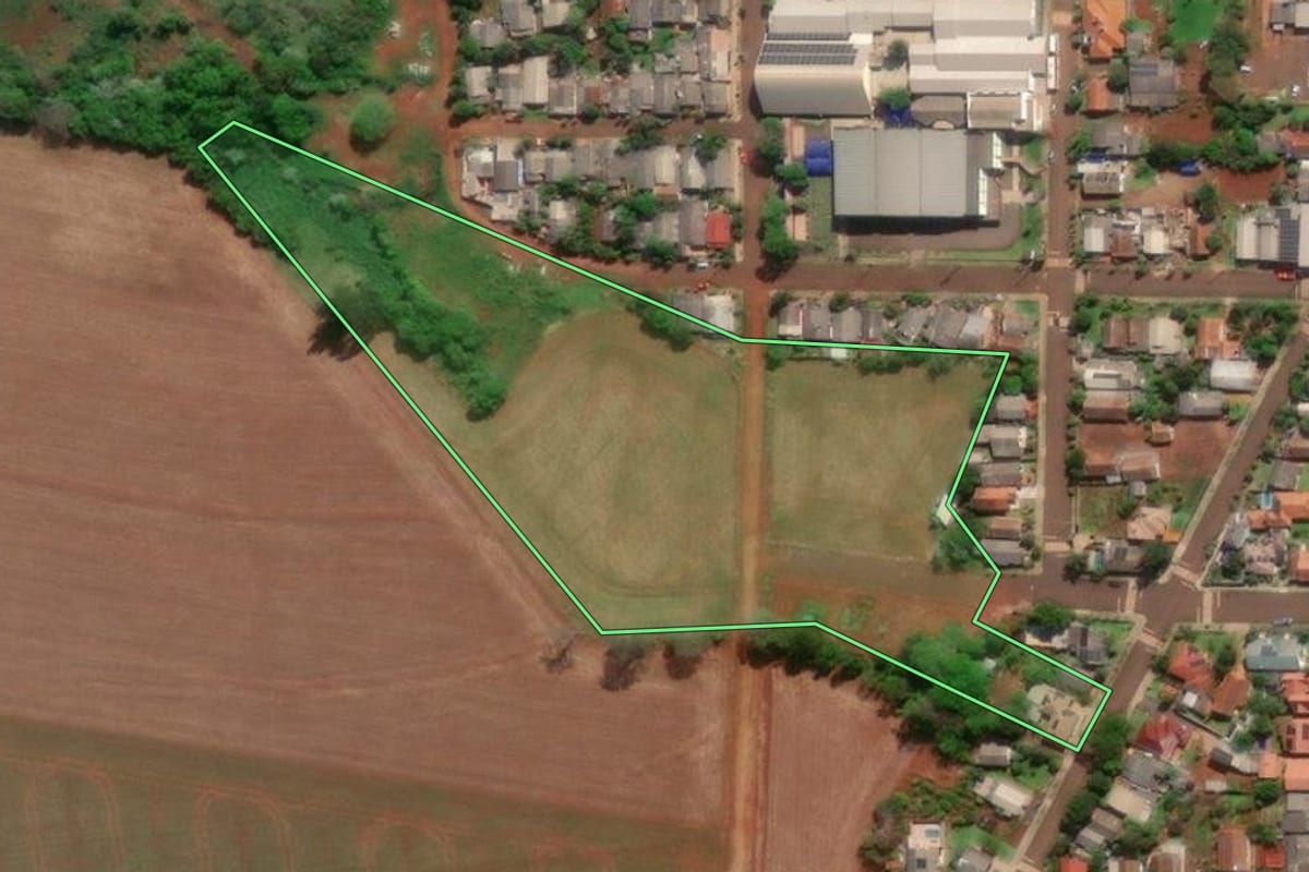 Imagem de satélite do imóvel rural em Doutor Maurício Cardoso (RS), com o contorno declarado no CAR desenhado por cima.