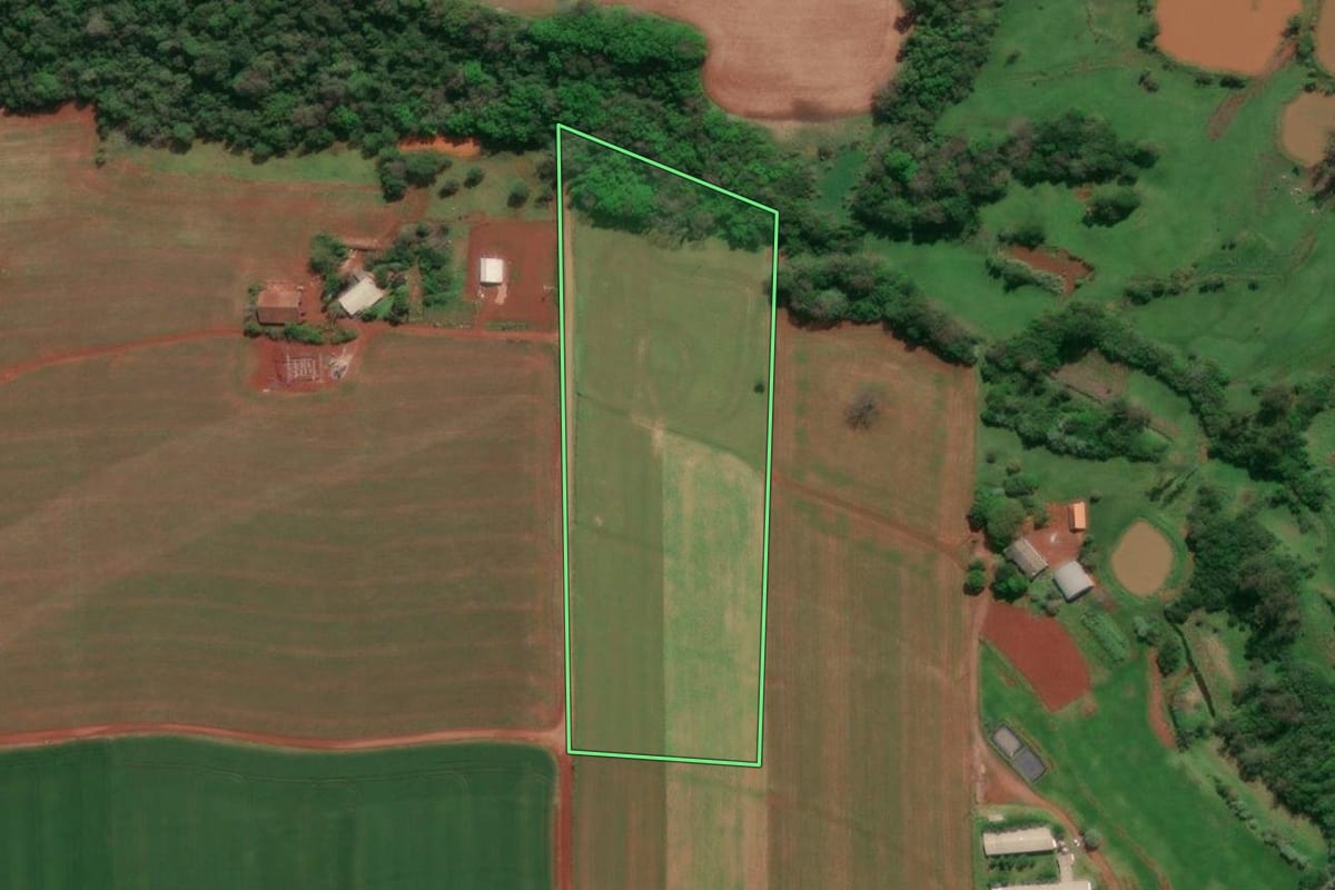 Imagem de satélite do imóvel rural em Doutor Maurício Cardoso (RS), com o contorno declarado no CAR desenhado por cima.