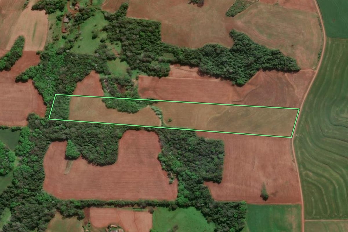 Imagem de satélite do imóvel rural em Doutor Maurício Cardoso (RS), com o contorno declarado no CAR desenhado por cima.