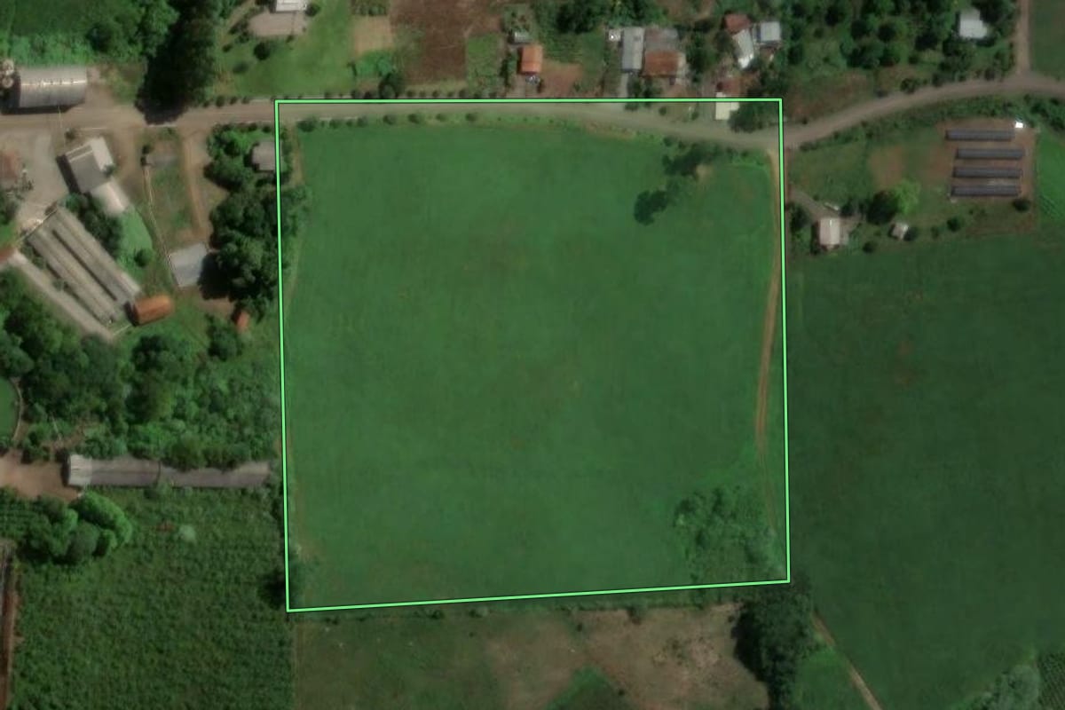 Imagem de satélite do imóvel rural em Doutor Ricardo (RS), com o contorno declarado no CAR desenhado por cima.