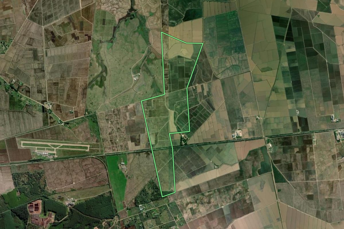 Imagem de satélite do imóvel rural em Eldorado do Sul (RS), com o contorno declarado no CAR desenhado por cima.