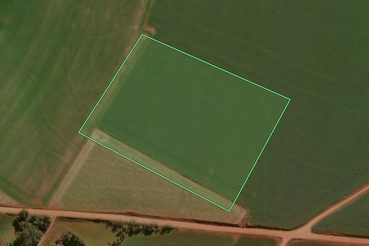 Imagem de satélite do imóvel rural em Espumoso (RS), com o contorno declarado no CAR desenhado por cima.