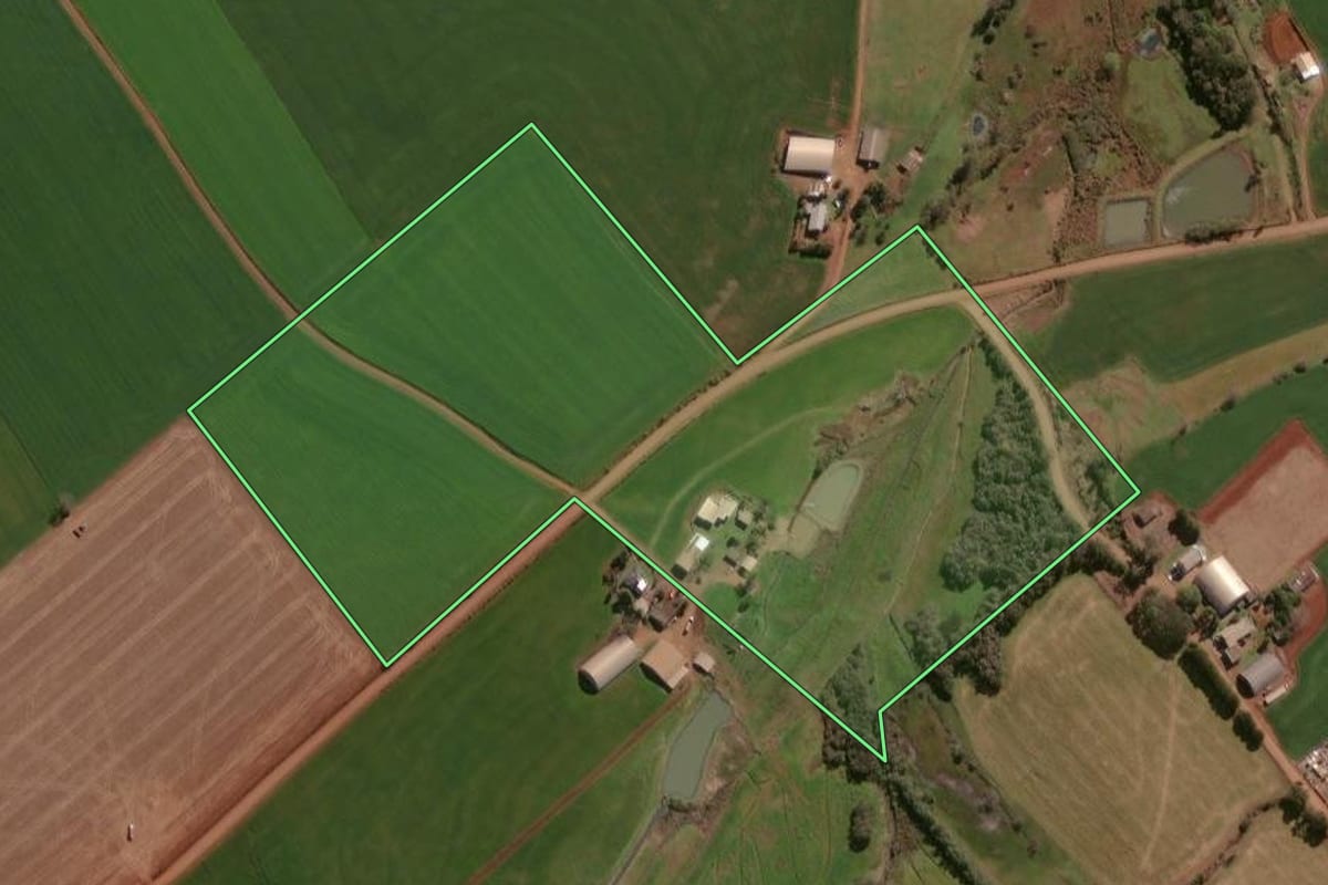 Imagem de satélite do imóvel rural em Espumoso (RS), com o contorno declarado no CAR desenhado por cima.