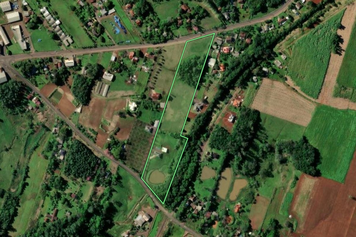Imagem de satélite do imóvel rural em Estrela (RS), com o contorno declarado no CAR desenhado por cima.