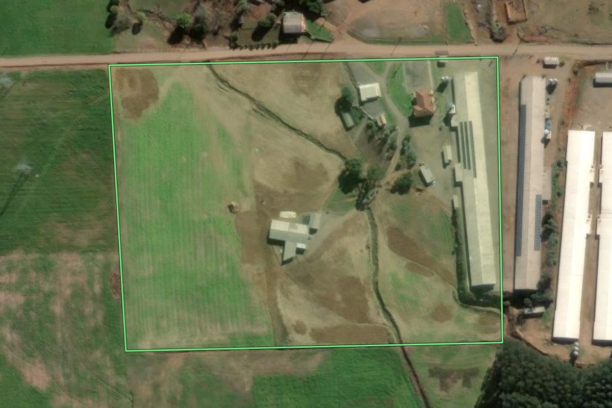 Imagem de satélite do imóvel rural em Fagundes Varela (RS), com o contorno declarado no CAR desenhado por cima.