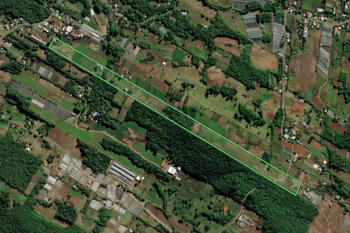 Imagem de satélite do imóvel rural em Feliz (RS), com o contorno declarado no CAR desenhado por cima.