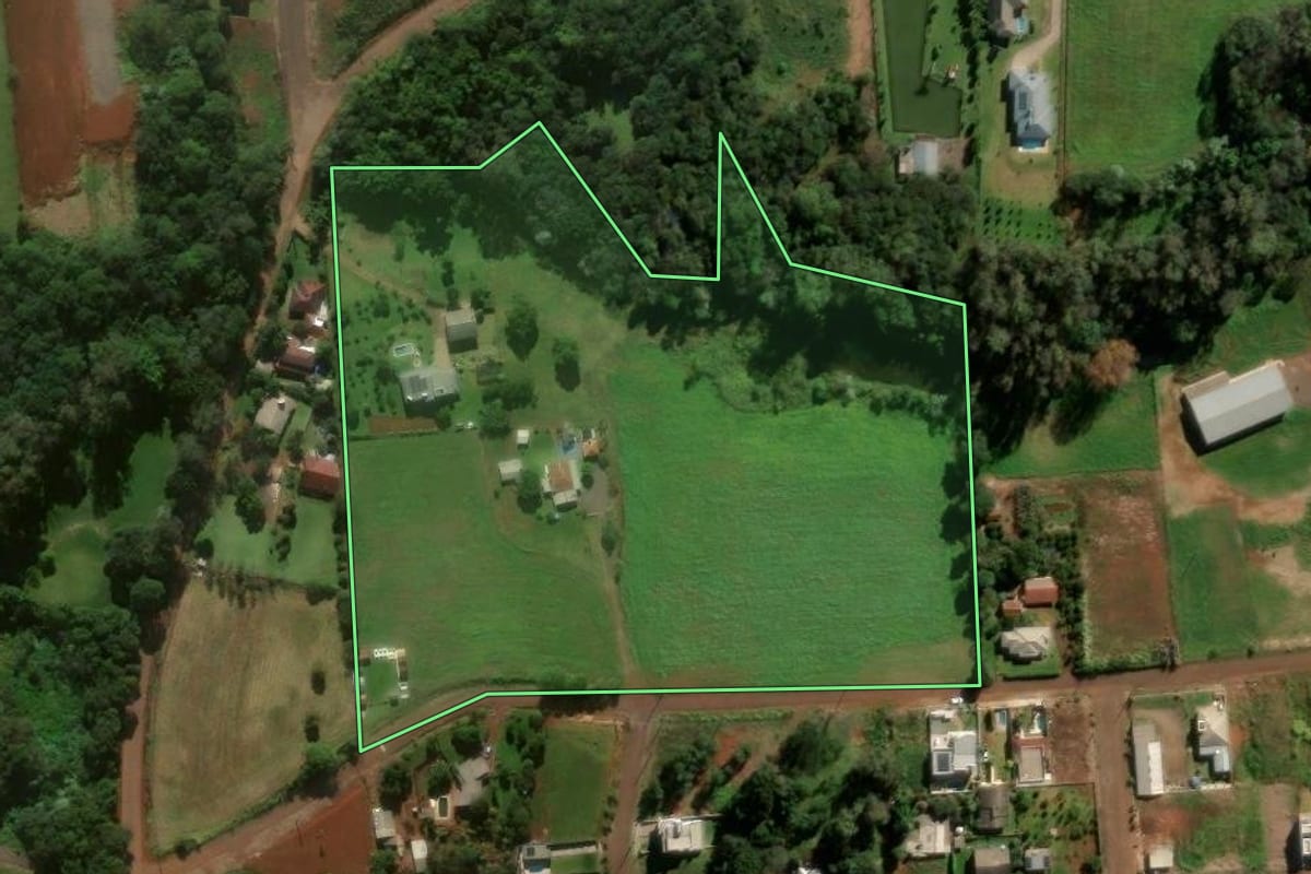 Imagem de satélite do imóvel rural em Frederico Westphalen (RS), com o contorno declarado no CAR desenhado por cima.