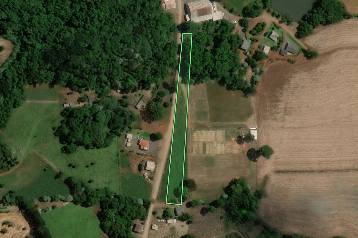Imagem de satélite do imóvel rural em Gaurama (RS), com o contorno declarado no CAR desenhado por cima.