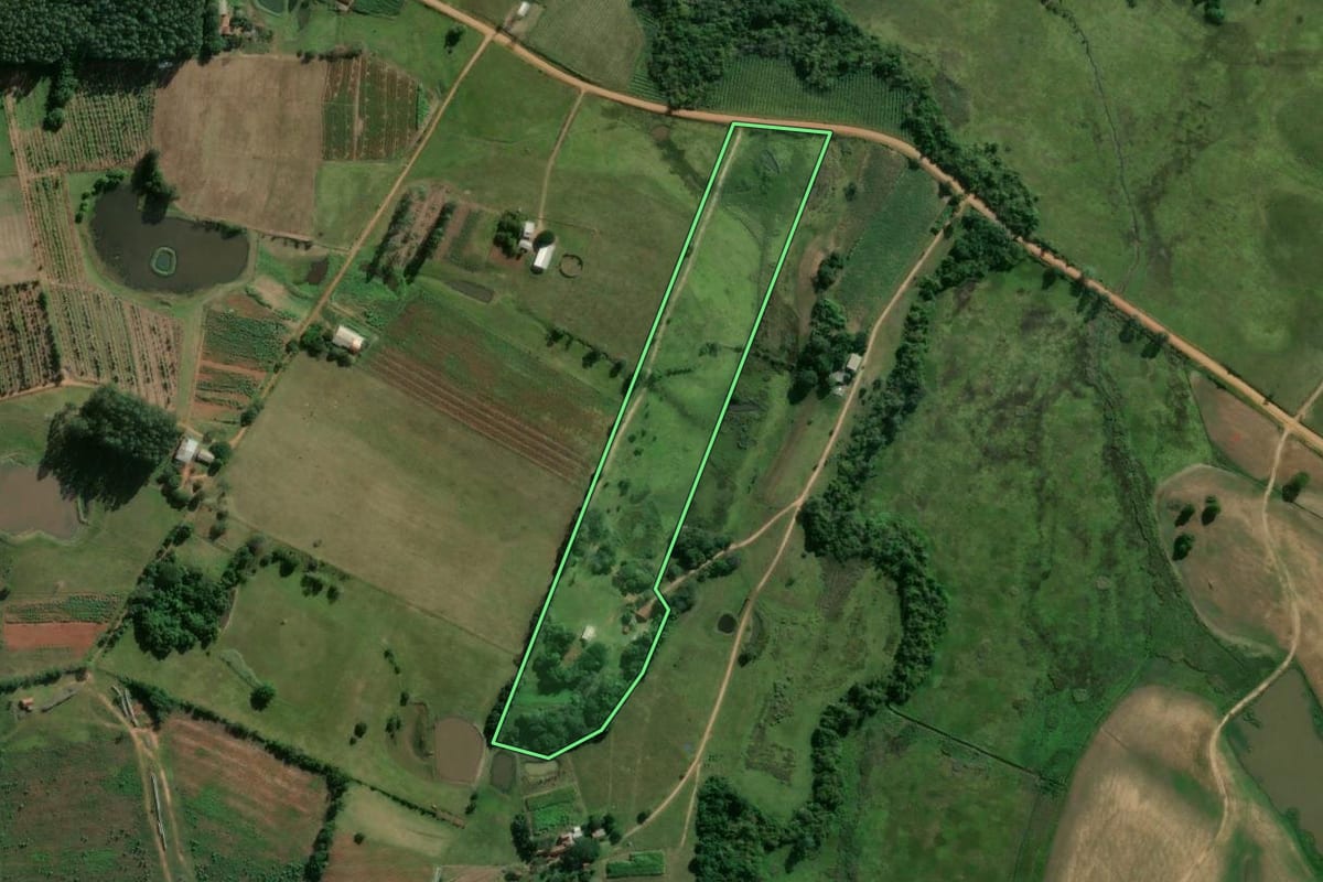Imagem de satélite do imóvel rural em General Câmara (RS), com o contorno declarado no CAR desenhado por cima.