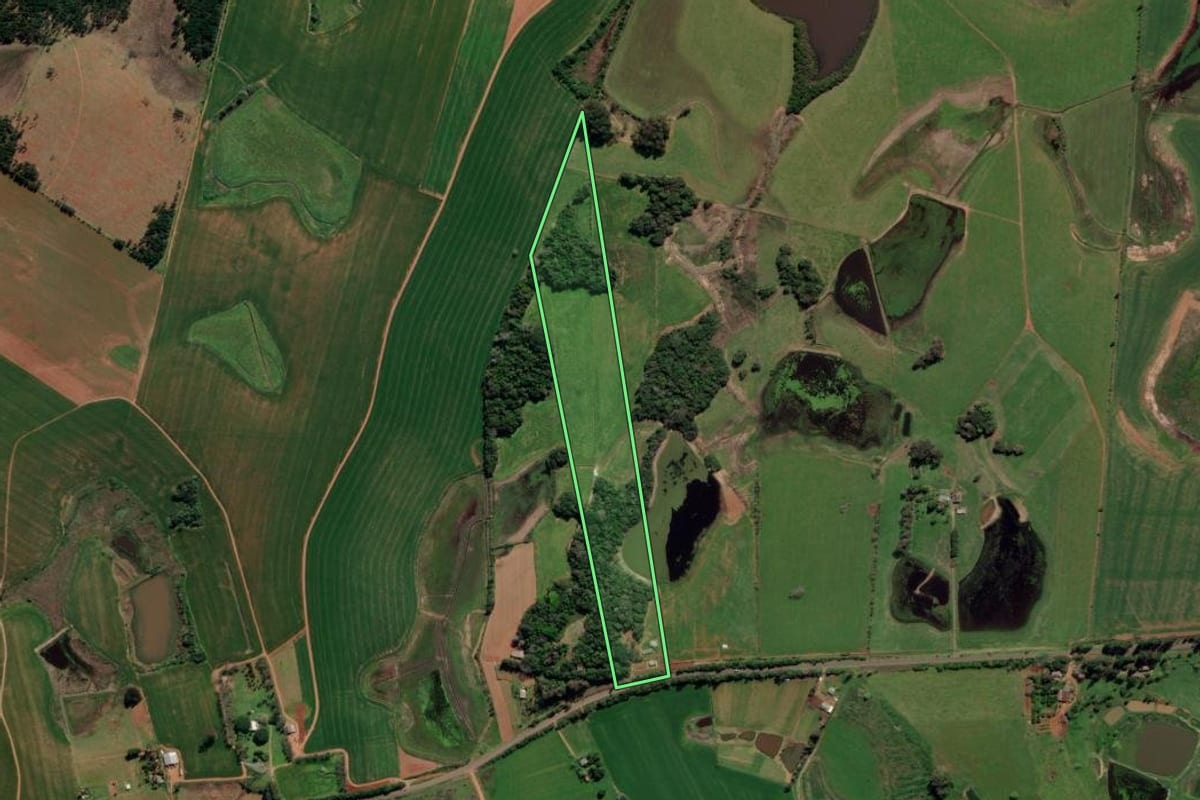 Imagem de satélite do imóvel rural em General Câmara (RS), com o contorno declarado no CAR desenhado por cima.