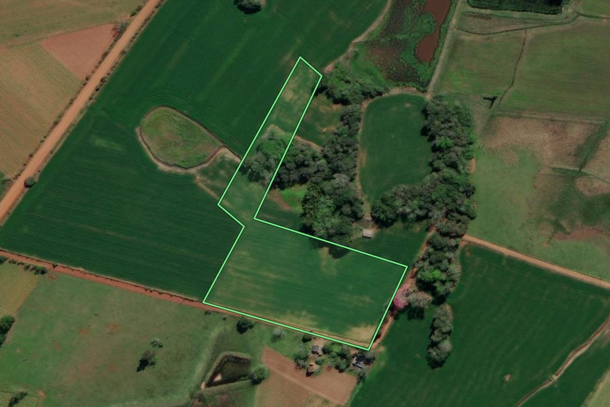 Imagem de satélite do imóvel rural em General Câmara (RS), com o contorno declarado no CAR desenhado por cima.