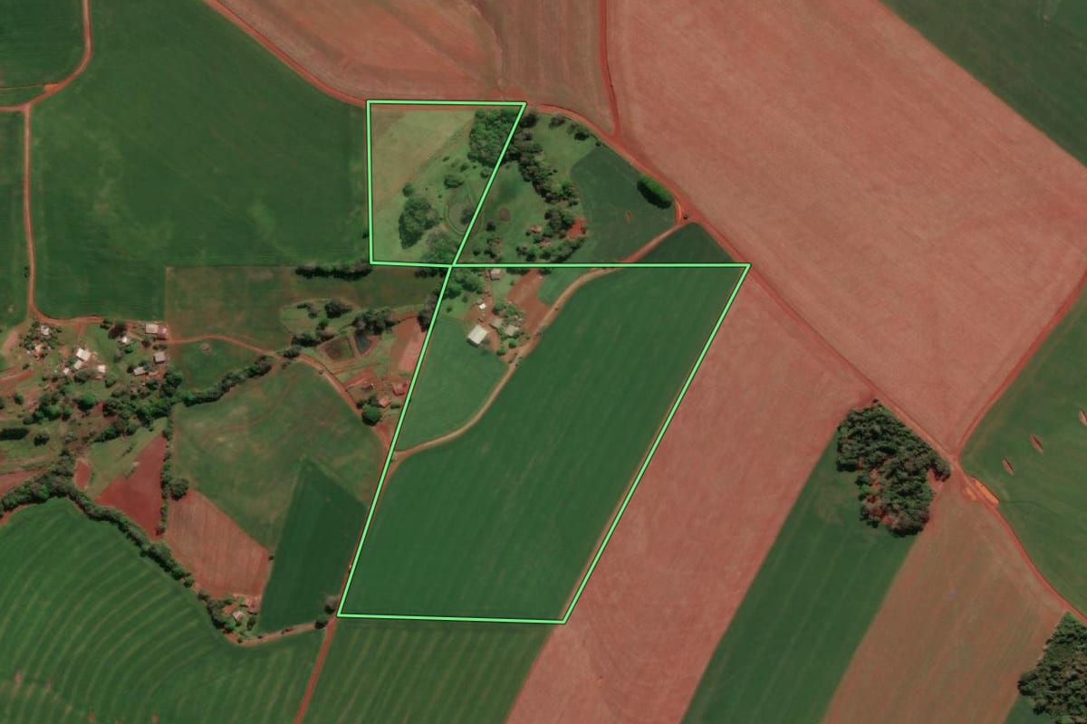 Imagem de satélite do imóvel rural em Giruá (RS), com o contorno declarado no CAR desenhado por cima.