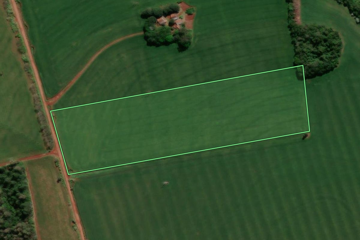 Imagem de satélite do imóvel rural em Giruá (RS), com o contorno declarado no CAR desenhado por cima.