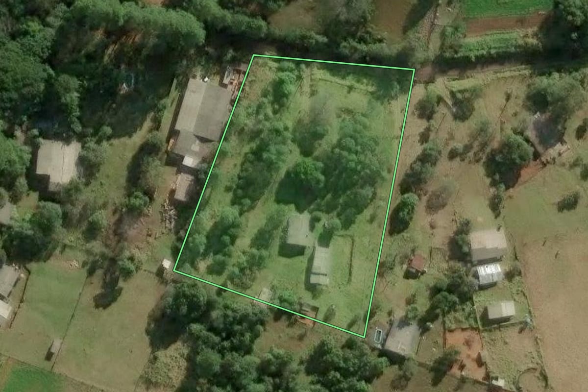 Imagem de satélite do imóvel rural em Gravataí (RS), com o contorno declarado no CAR desenhado por cima.