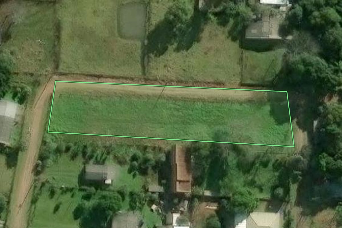 Imagem de satélite do imóvel rural em Gravataí (RS), com o contorno declarado no CAR desenhado por cima.