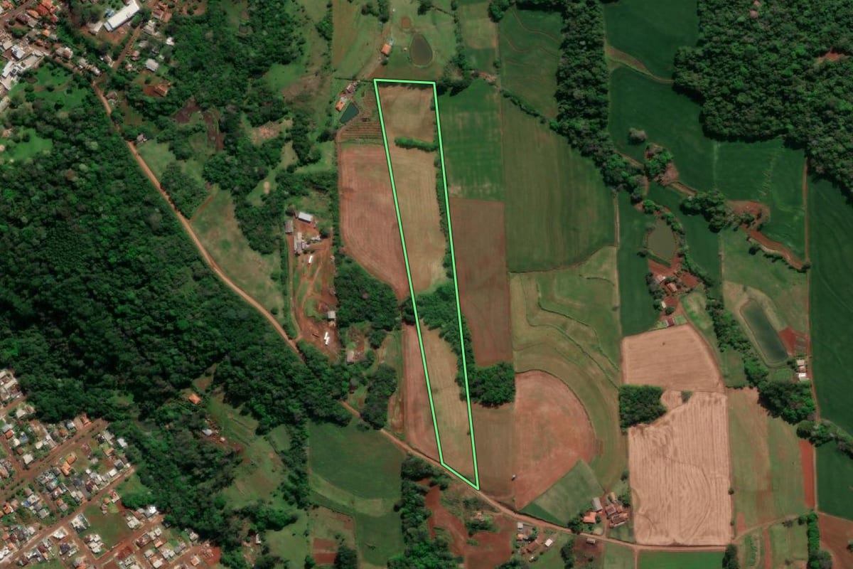Imagem de satélite do imóvel rural em Horizontina (RS), com o contorno declarado no CAR desenhado por cima.