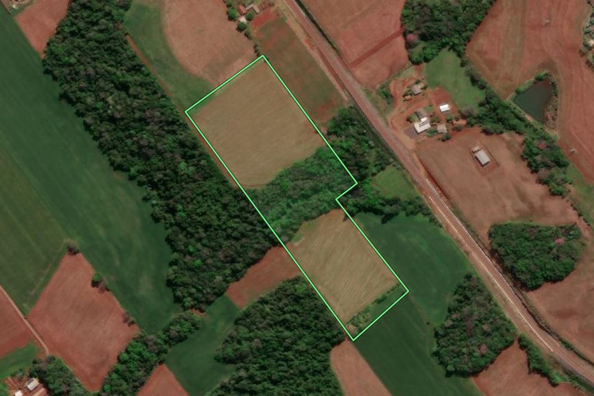 Imagem de satélite do imóvel rural em Horizontina (RS), com o contorno declarado no CAR desenhado por cima.