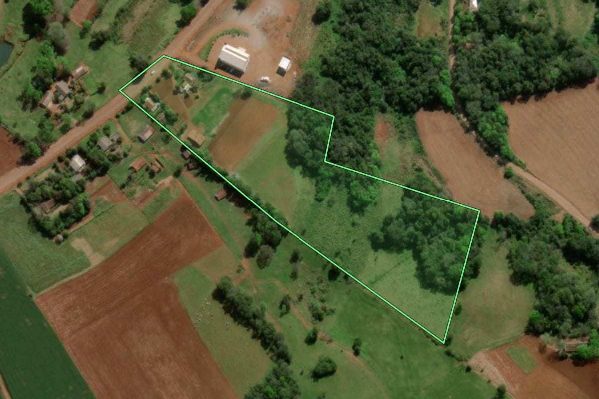 Imagem de satélite do imóvel rural em Horizontina (RS), com o contorno declarado no CAR desenhado por cima.