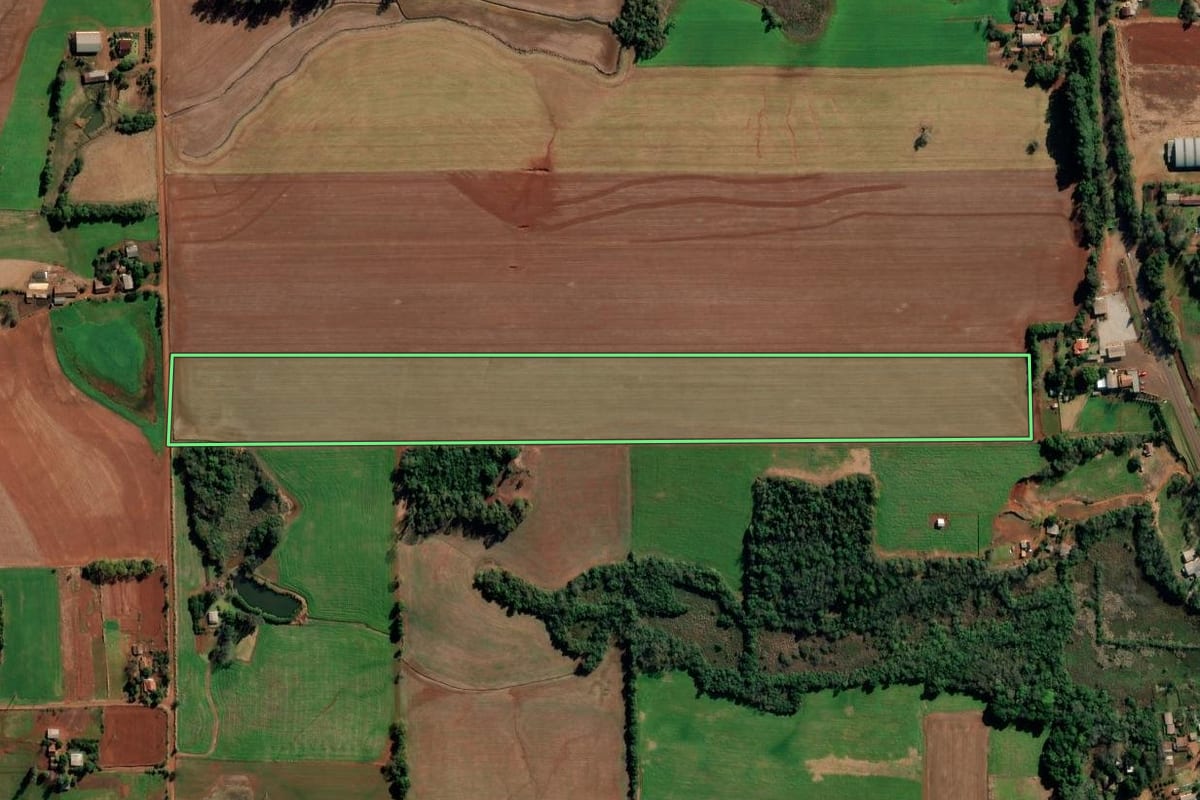 Imagem de satélite do imóvel rural em Ijuí (RS), com o contorno declarado no CAR desenhado por cima.